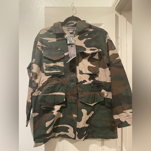 Camo Jacket - Picture 2 of 4